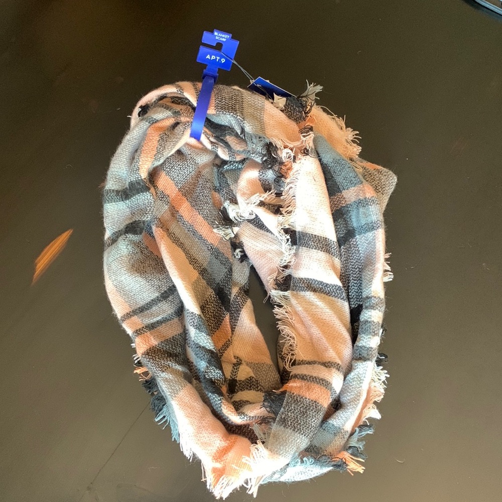 Scarf